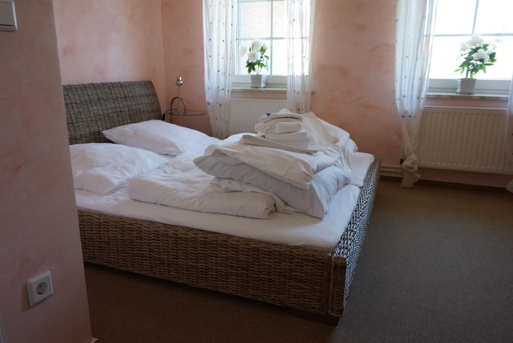 Art-Hues Apartment Westerland Room photo